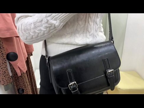 ❤️ Javna masturbacija mlade kurbe FeralBerry z dildom v garderobi Ruski pornič pri nas sl.villagesexvideos.ru ❤