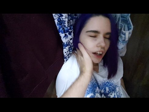 ❤️ Našel sem svojo sestro v omari in ji pomagal narediti Ruski pornič pri nas sl.villagesexvideos.ru ❤